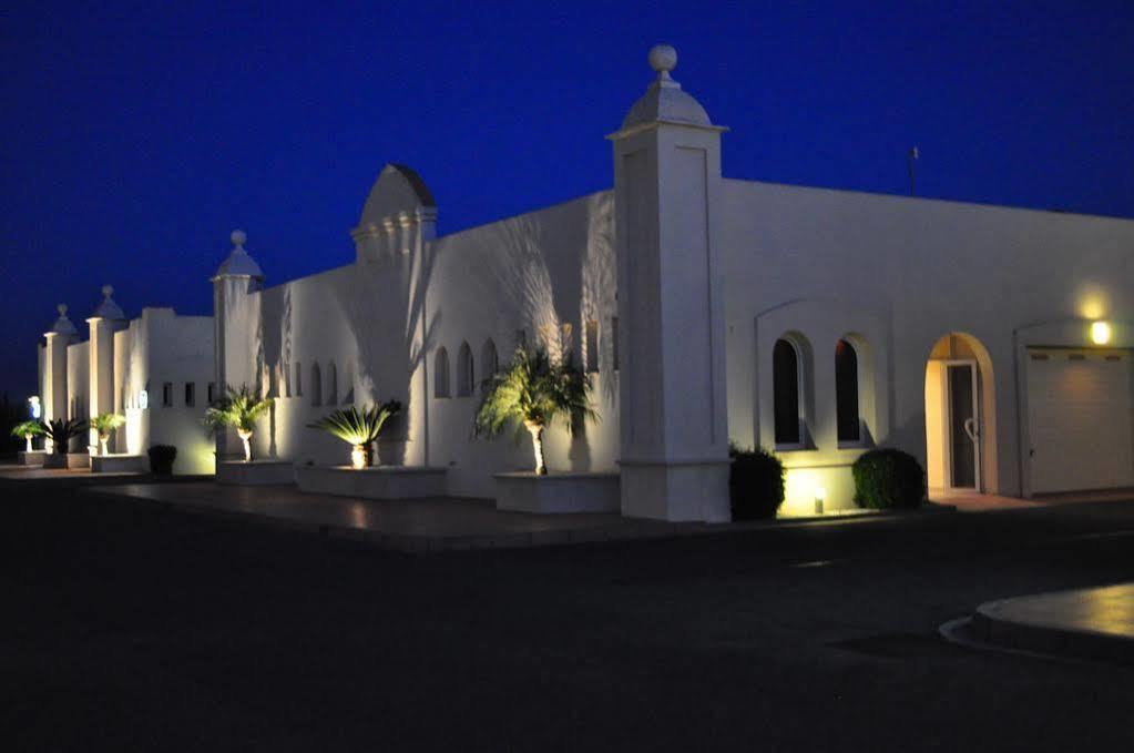 Hotel Alkalat Alcala de Guadaira Luaran gambar